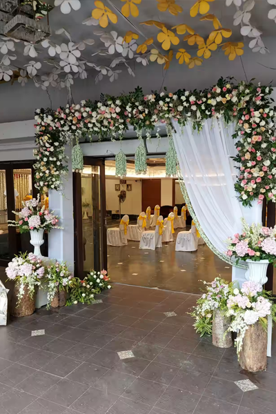 Floral Fantasy Decor